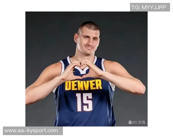 杨瀚森:具备约基奇进攻潜力需在比赛中展现自我 杨瀚森:具备约基奇进攻潜力需在比赛中展现自我