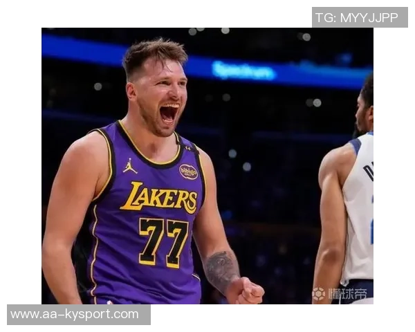 东契奇创造历史连续六场客场比赛至少30分8助攻1抢断的壮举 东契奇创造历史连续六场客场比赛至少30分8助攻1抢断的壮举