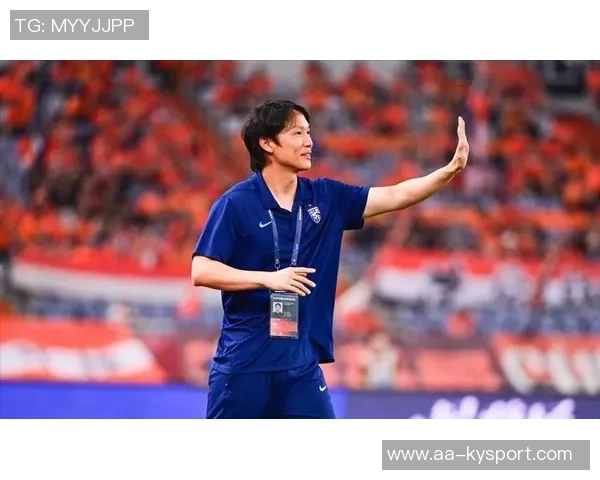 土帅崛起！国足女足双双迎来年轻本土教练时代